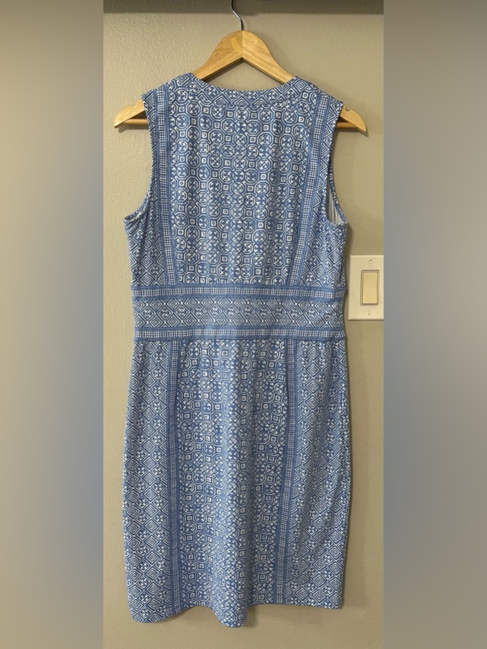 J. McLaughlin Lola Dress Blue Tile Print Sleeveless Shift Dress Large - Picture 8 of 15
